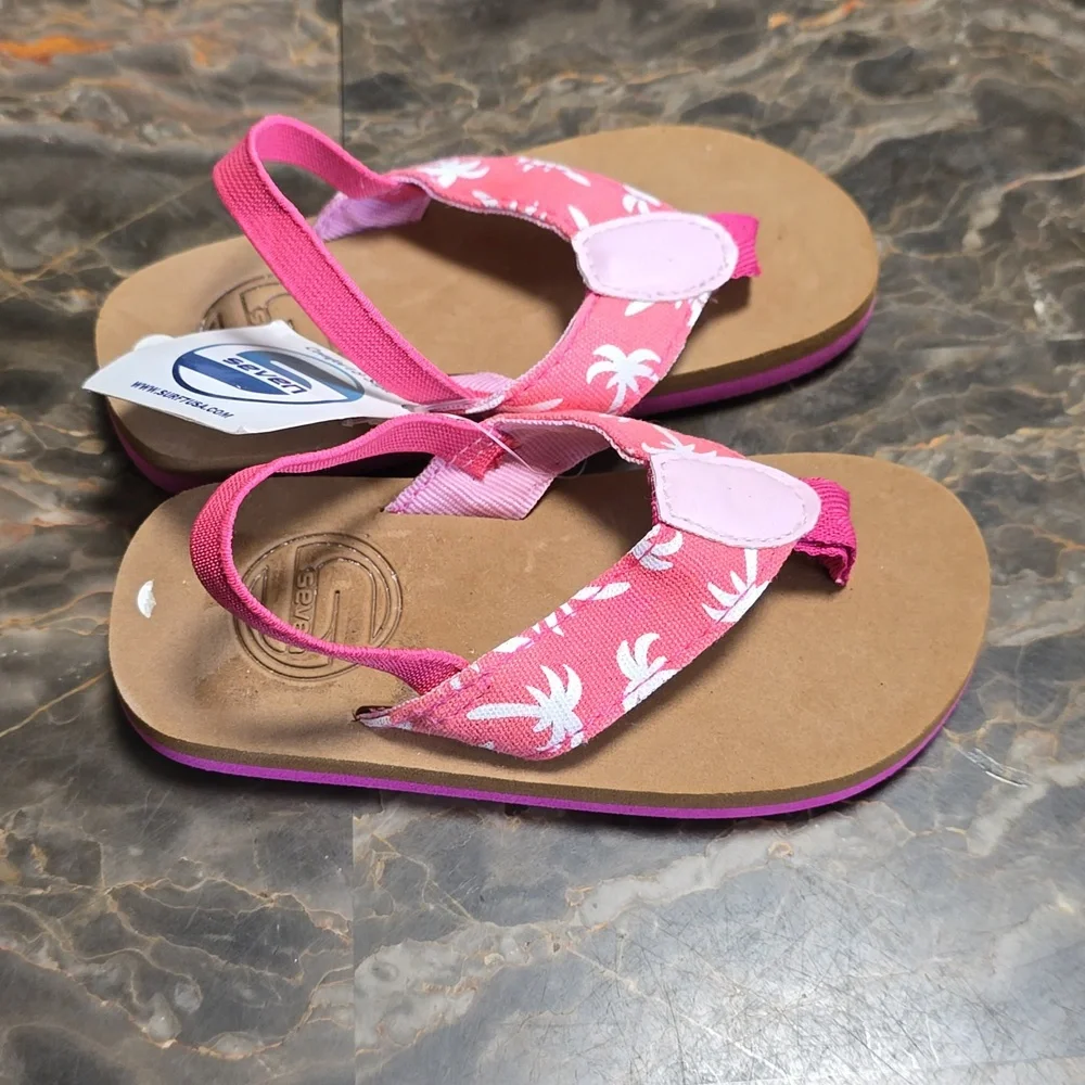 Pink Palm Tree Flip‎ flops  Size 8